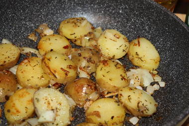 Kartoffelscheiben gebraten