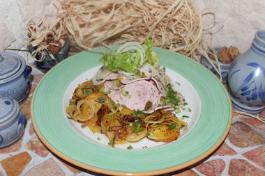 Bauernsalat mit Bratkartoffeln