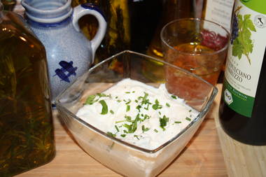 Kr&auml;uterquark mit Tomaten