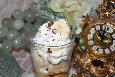 Bananenbecher mit  Bananeneis,Eierlikör und Kaffeelikör