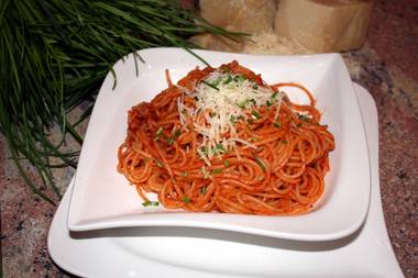 Spaghetti mit Tomaten-Buttersoße