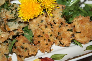 L&ouml;wenzahnbl&uuml;ten paniert