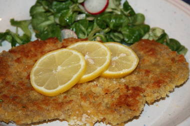 Schweineschnitzel Hubertus paniert