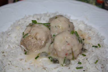 Fleisch-Kl&ouml;psle  traditionell