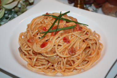 Spaghetti mit Paprika Sahnesoße