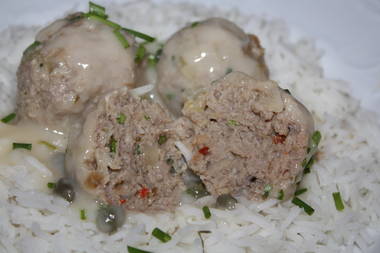 Schwarzw&auml;lder Hackfleischklopse mit Paprika