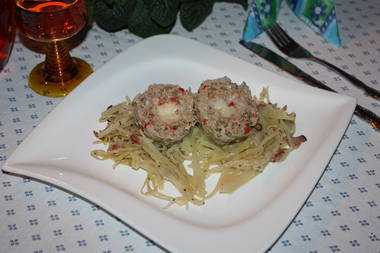 Schwarzw&auml;lder Hackfleischklopse gef&uuml;llt mit K&auml;se