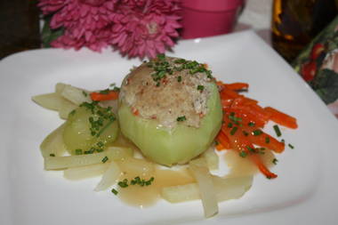 Kohlrabi mit Kräuterfleischfüllung