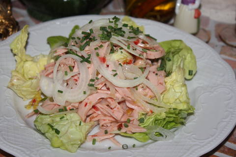 Wurstsalat, Paprikalyoner Käse und Tomaten