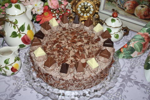 Toblerone Schokobisquit-Sahne mit Schwarzwaldkirschen