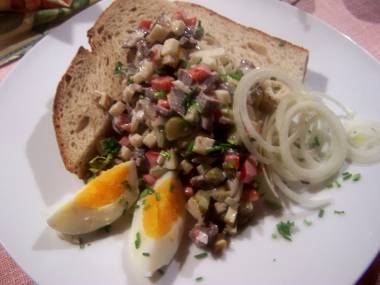 Rindfleischsalat mit Paprika und Apfel