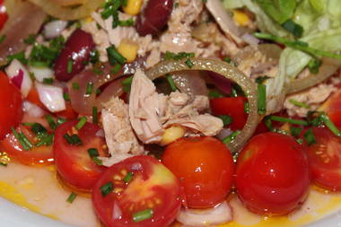 Thunfischsalat mit Mais und Kidneybohnen