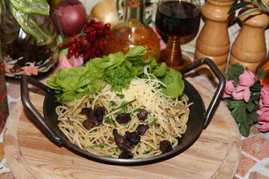 Spaghetti mit Butter-Leberstückchen