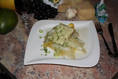 Schwäbische Maultaschen mit frischen Butter-Spargeln