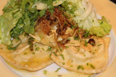 Schwäbische Maultaschen traditionell mit Spinat