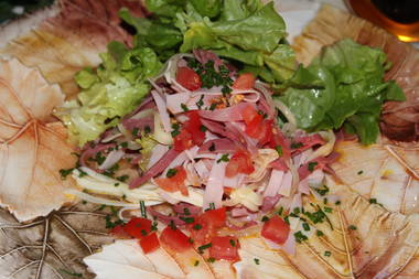 Freiburger Zungensalat mit Tomaten