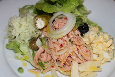 Wurstsalat mit Paprika-Lyoner