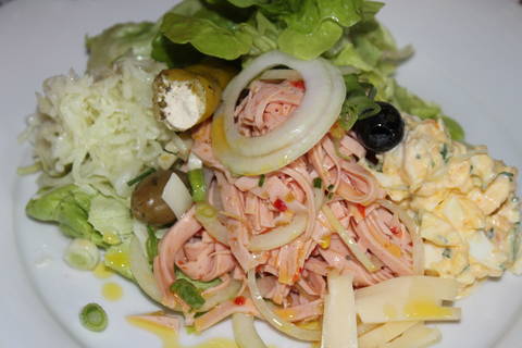 Wurstsalat mit Paprika-Lyoner