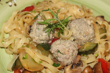 Badische Zwiebelb&auml;llchen