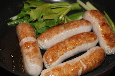 Kalbsbratwurst mit Staudensellerie