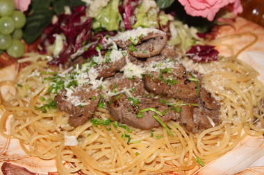 Rinderfilet-Geschnetzeltes auf Spaghetti