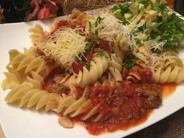 Spiralnudeln mit Butter-Tomaten-Ragout