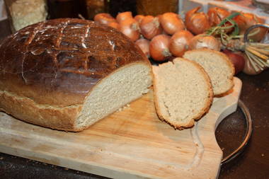 Bauernbrot mit Olivenöl