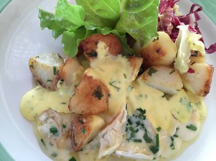 Gebratene Salzkartoffeln mit Blauschimmel-Käse