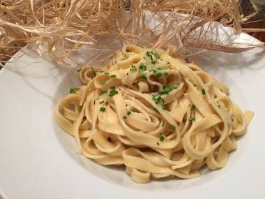 Butternudeln mit Parmesan-Käse