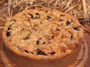 Schwarzwälder Zwetschgen-Apfel-Brombeer-Kuchen