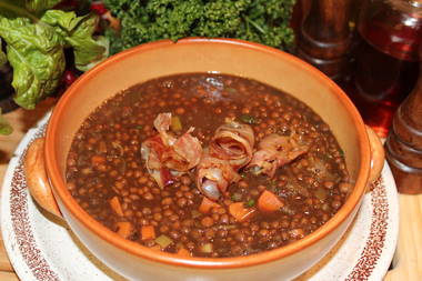 Linsensuppe mit Schwarzwälder Speck