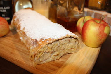 Badischer Apfelstrudel traditionell