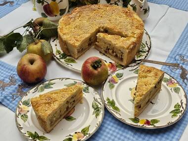 Gedeckter Apfelkuchen
