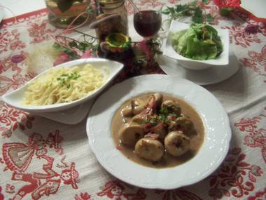 Gebratene Champignonköpfe mit frischen Kräutern