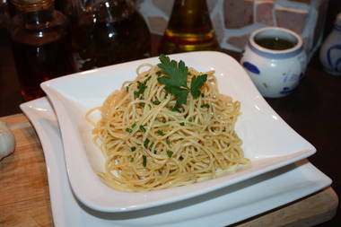 Butter Kräuter-Spaghetti mit Schwarzwälder Schinkenspeckstreifen