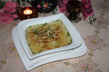 Schwäbische Maultaschen-Flädlesuppe