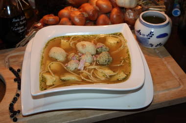 Schwarzwälder Hochzeitssuppe