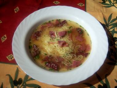 Bauern Nudelsuppe