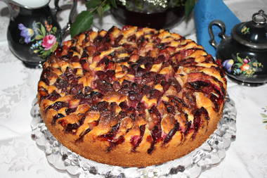 Zwetschgenkuchen mit Rührteig
