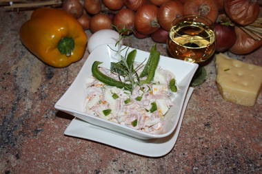 Fleischsalat mit grünen Paprika