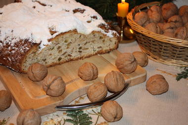 Walnuß-Christ-Stollen