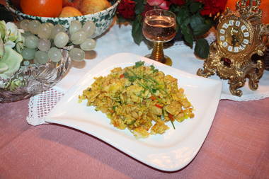 Curry-Reis mit Lauch und Zwiebeln