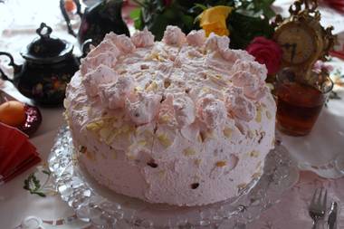 Himbeer-Kirsch-Sahnetorte